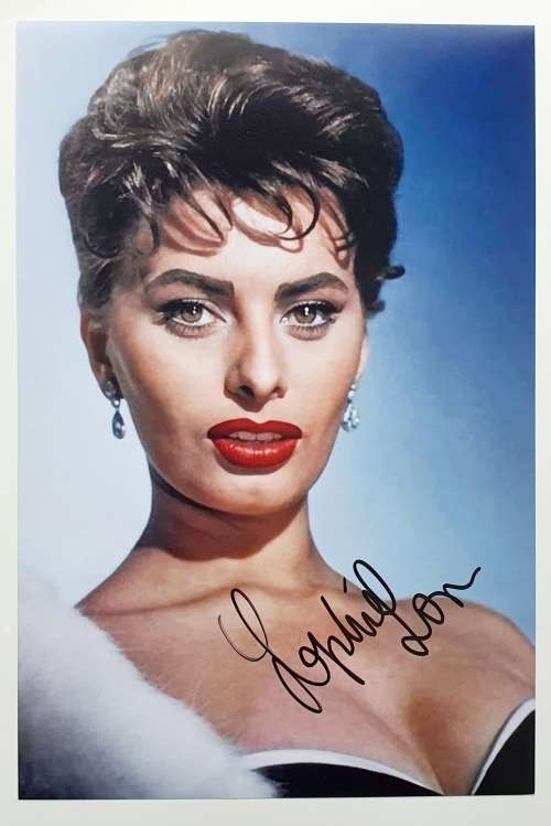 ***SOPHIA LOREN*** - RARE - 100% ORIGINAL HAND SIGNED AUTOGRAPH - LARGE 30x20
